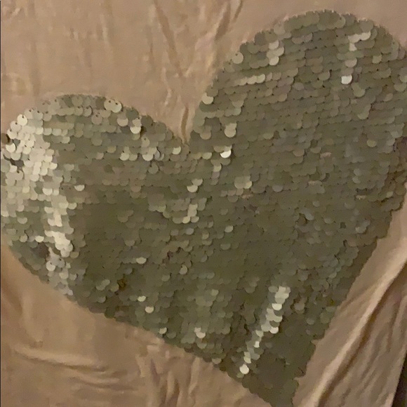 XS Peach Express shirt with gold sequin heart - Picture 2 of 4